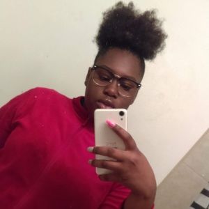Meet your Posher, Tanaiya
